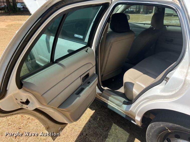 image for item LF9387 2008 Ford Crown Victoria Police Interceptor