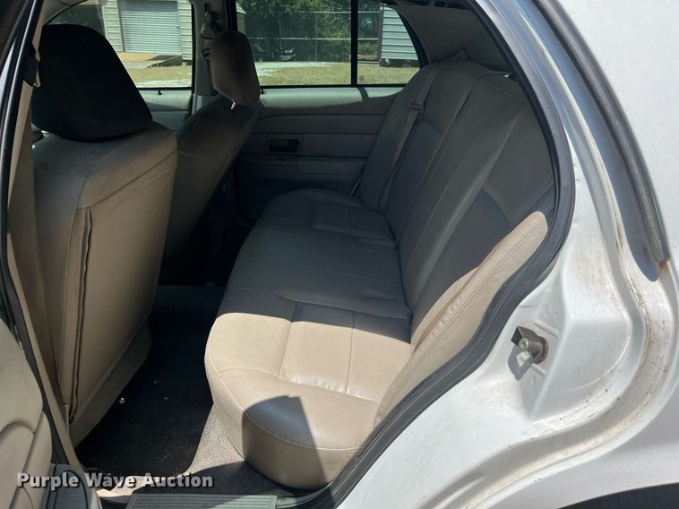 image for item LF9387 2008 Ford Crown Victoria Police Interceptor