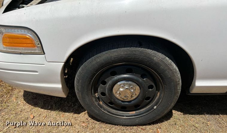 image for item LF9387 2008 Ford Crown Victoria Police Interceptor