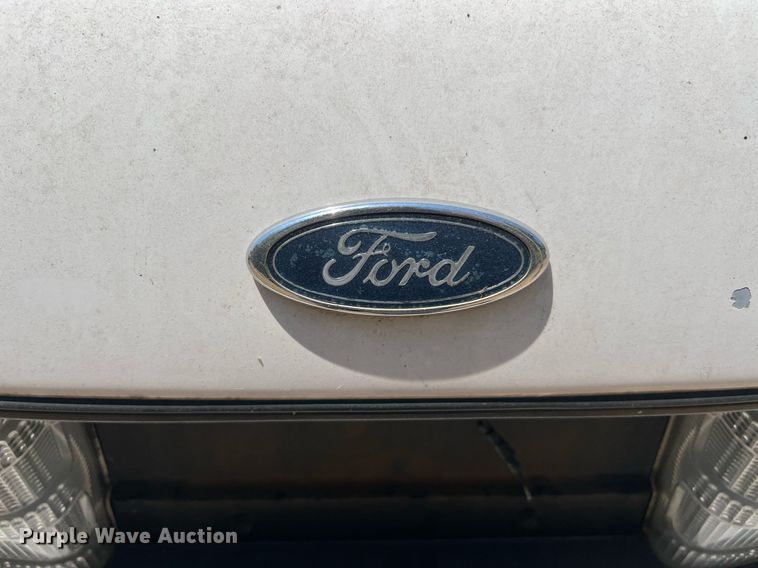 image for item LF9387 2008 Ford Crown Victoria Police Interceptor