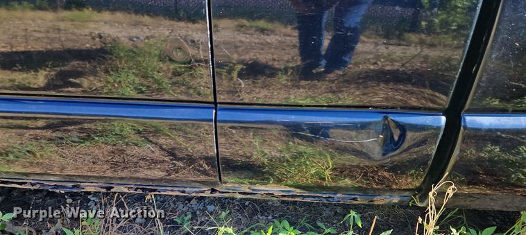 image for item LM9114 2000 GMC Sonoma  Ext. Cab pickup truck