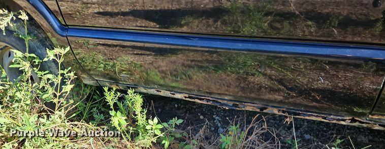 image for item LM9114 2000 GMC Sonoma  Ext. Cab pickup truck