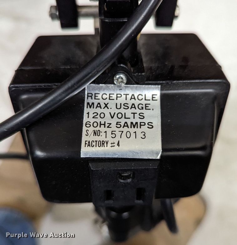 image for item LM9895 Office supplies