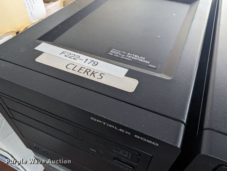 image for item LM9898 (12) Dell CPUs