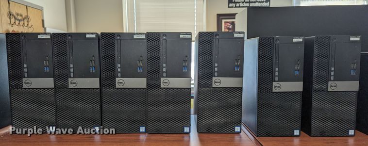 image for item LM9898 (12) Dell CPUs