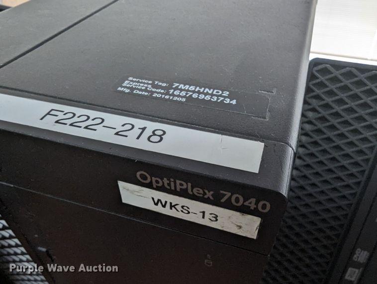 image for item LM9898 (12) Dell CPUs