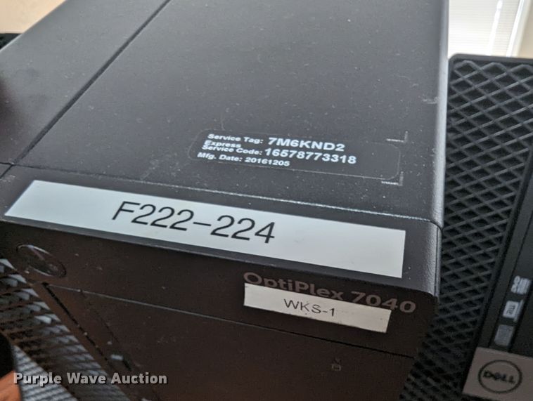 image for item LM9898 (12) Dell CPUs