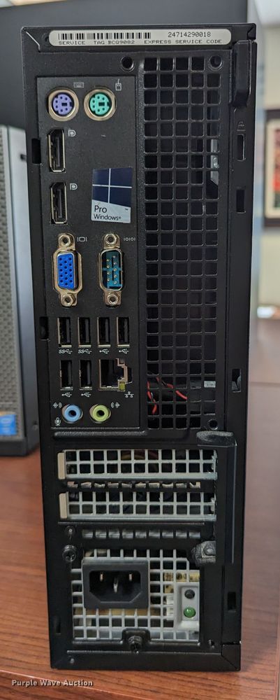 image for item LM9898 (12) Dell CPUs