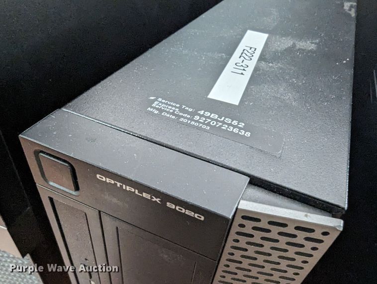 image for item LM9898 (12) Dell CPUs