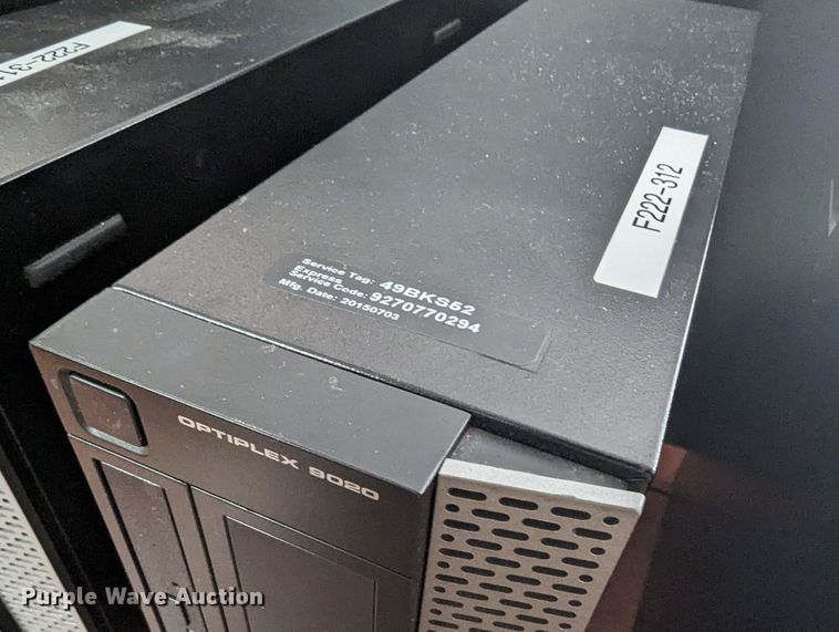 image for item LM9898 (12) Dell CPUs