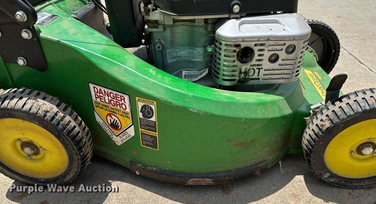 image for item LM9908 John Deere WE85  lawn mower