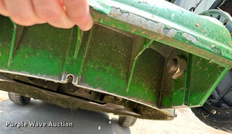 image for item LM9908 John Deere WE85  lawn mower