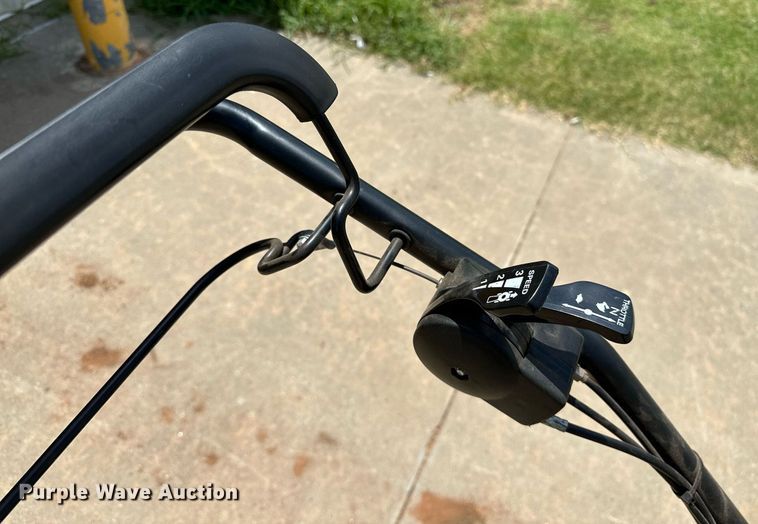 image for item LM9909 John Deere WE85  lawn mower