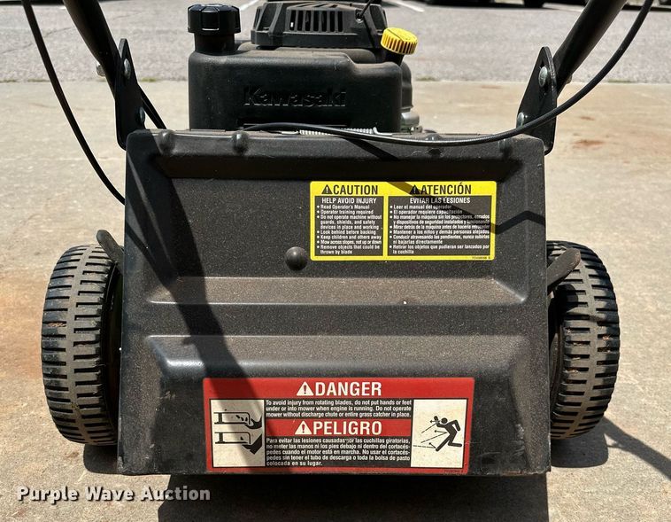 image for item LM9909 John Deere WE85  lawn mower