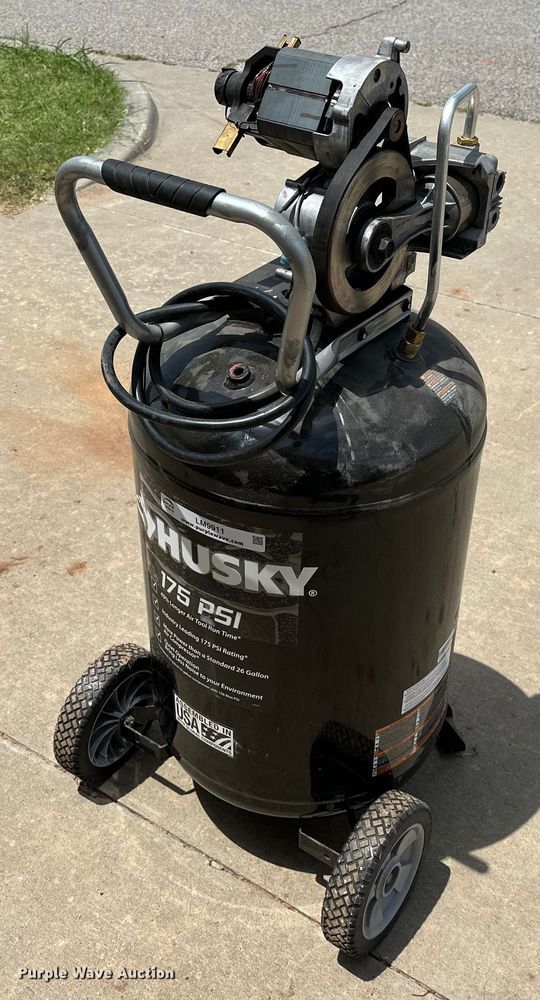 image for item LM9911 Husky C303H  air compressor