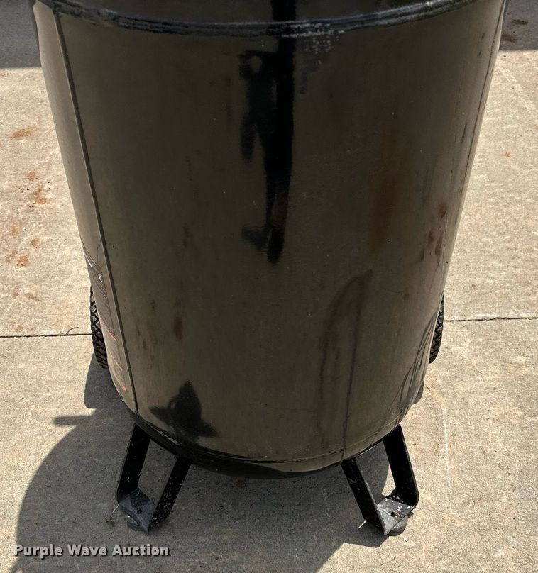 image for item LM9911 Husky C303H  air compressor