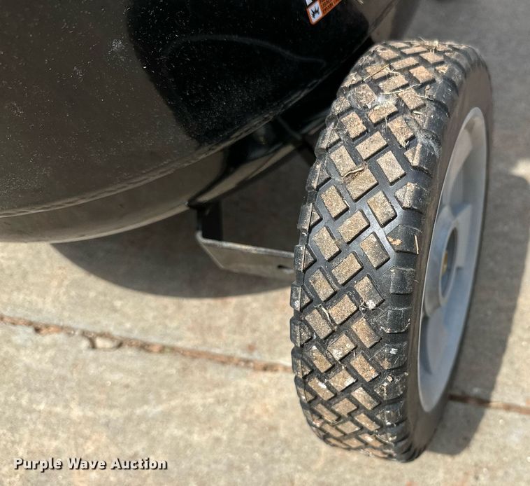 image for item LM9911 Husky C303H  air compressor