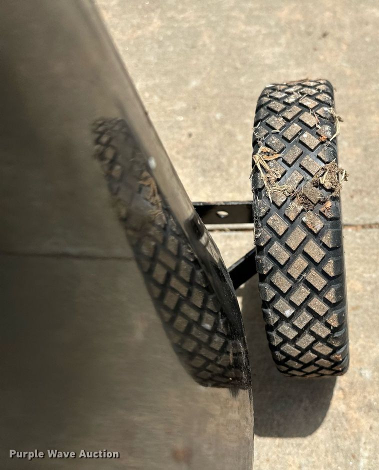 image for item LM9911 Husky C303H  air compressor