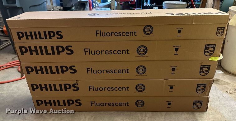 image for item LM9912 (73) Philips light bulbs