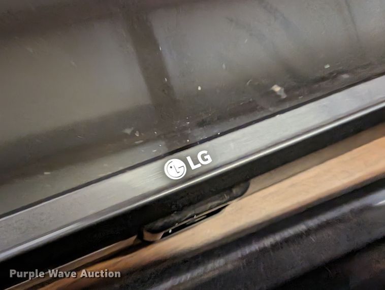 image for item LM9913 (8) televisions