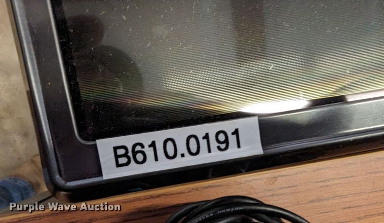 image for item LM9913 (8) televisions