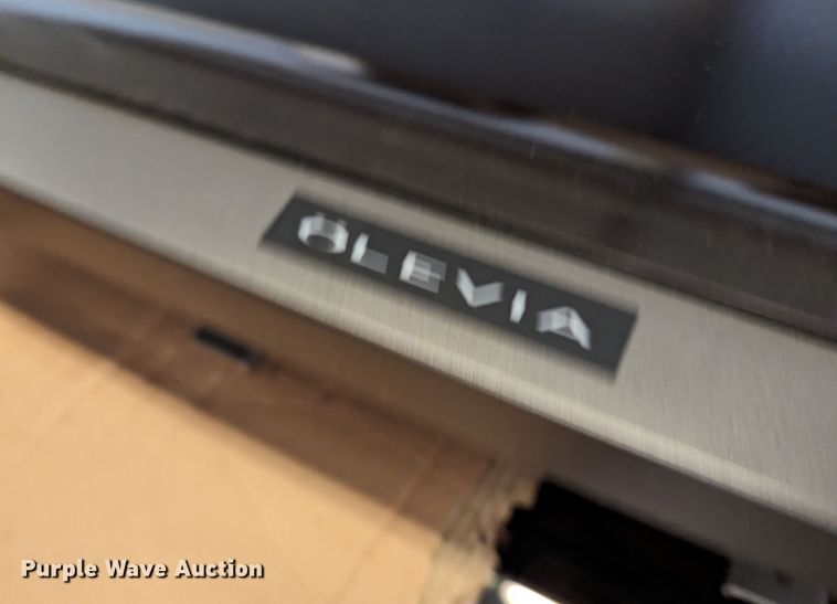 image for item LM9913 (8) televisions