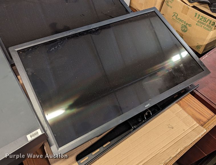 image for item LM9913 (8) televisions