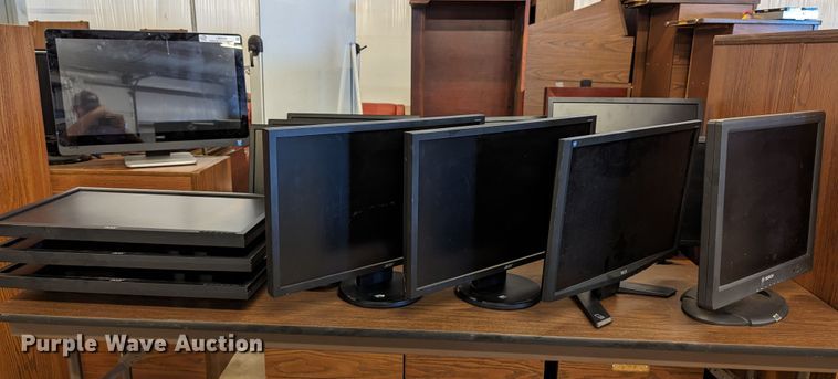 image for item LM9926 Computer equipment