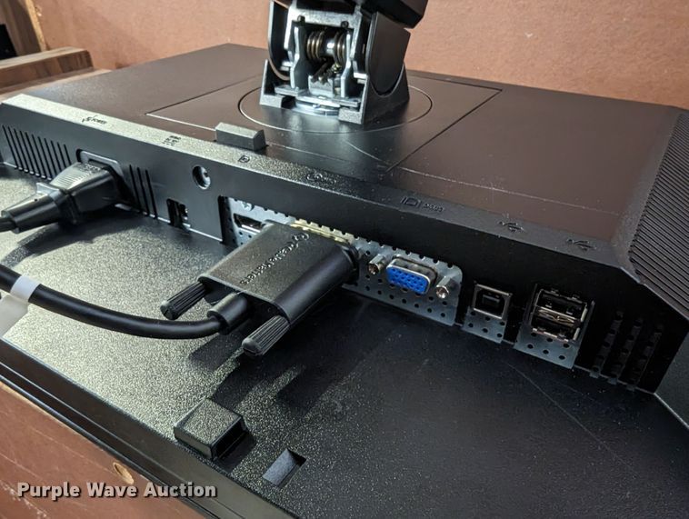 image for item LM9926 Computer equipment