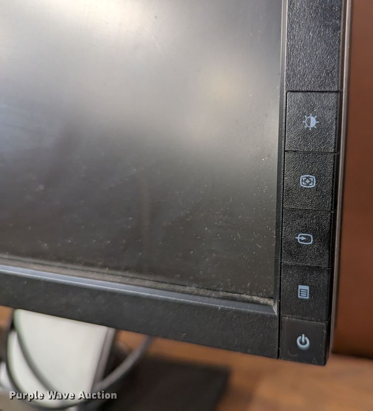 image for item LM9926 Computer equipment