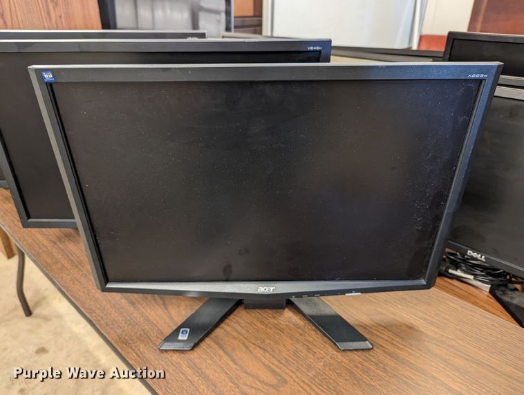 image for item LM9926 Computer equipment