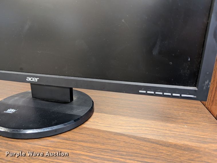 image for item LM9926 Computer equipment