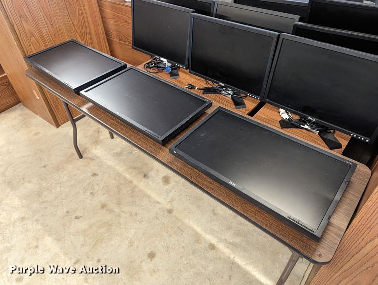 image for item LM9926 Computer equipment