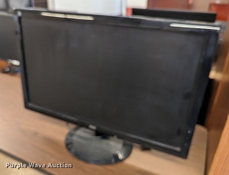 image for item LM9926 Computer equipment