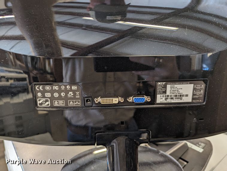 image for item LM9926 Computer equipment