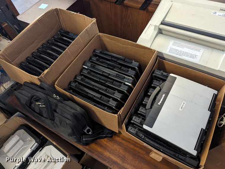 image for item LM9927 (77) laptops