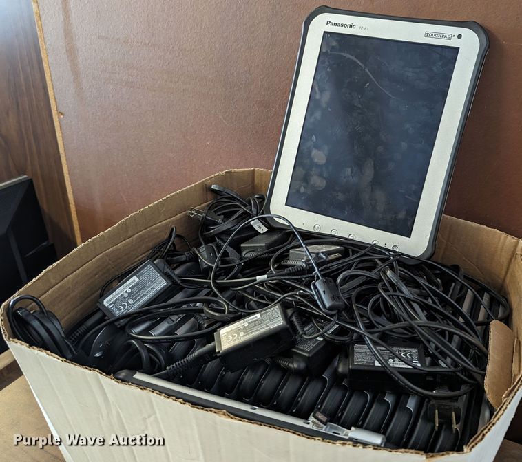 image for item LM9927 (77) laptops