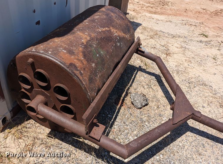 image for item LM9931 Single drum roller