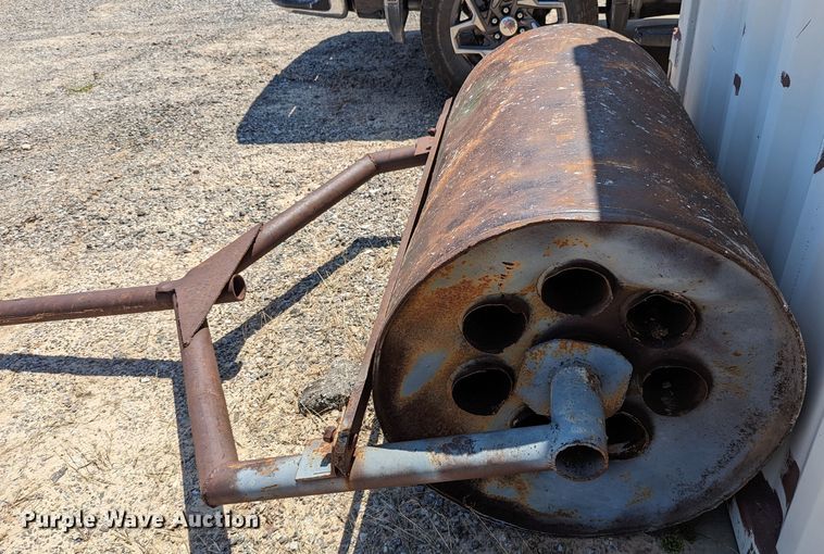 image for item LM9931 Single drum roller