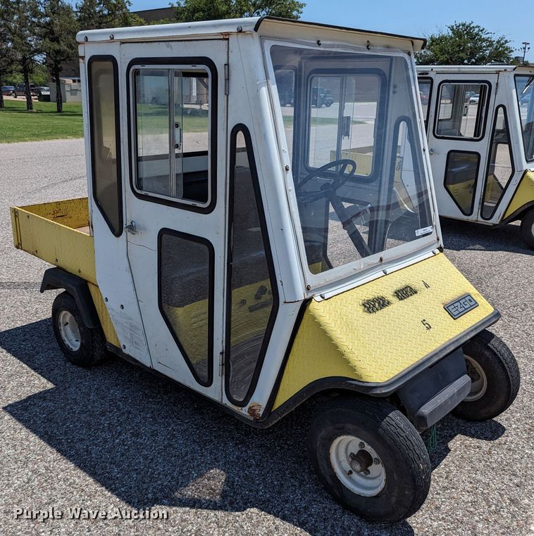 image for item LM9933 EZ GO GXI-800  utility vehicle