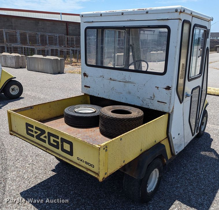 image for item LM9933 EZ GO GXI-800  utility vehicle