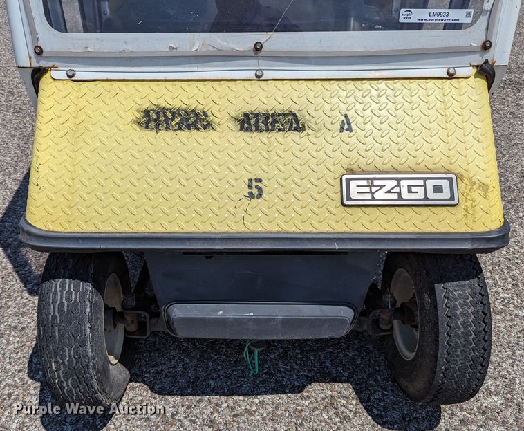 image for item LM9933 EZ GO GXI-800  utility vehicle