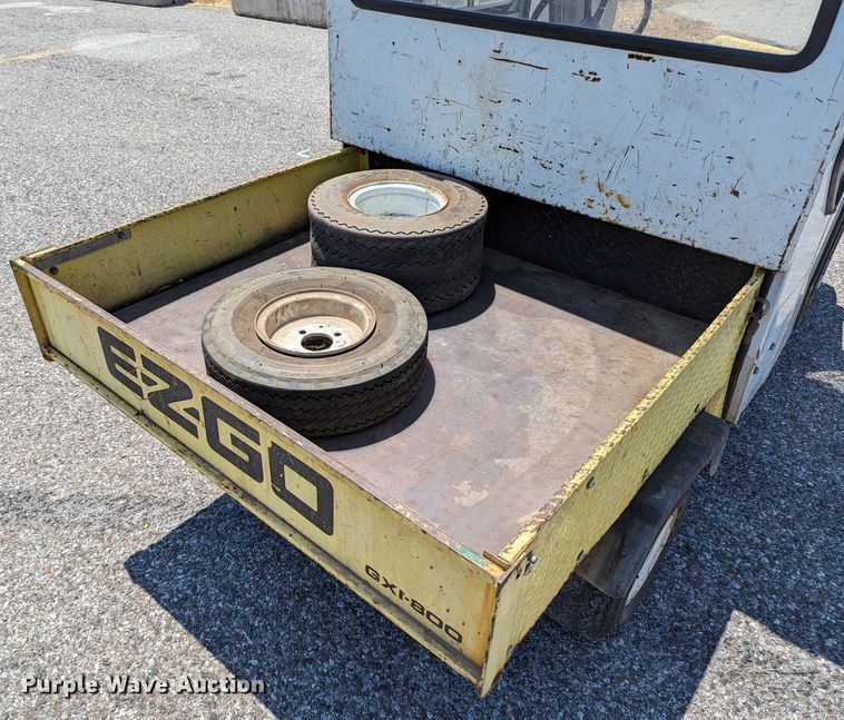 image for item LM9934 EZ GO GXI-800  utility vehicle