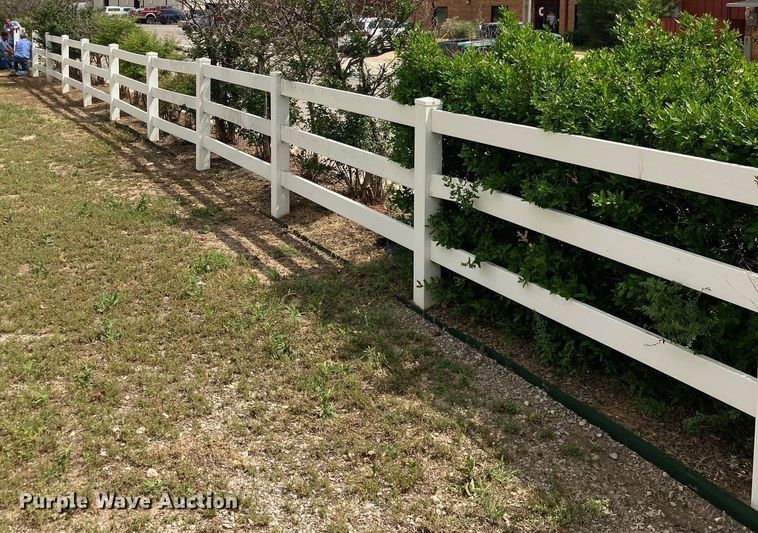image for item LM9939 Approximately 240' of vinyl fence