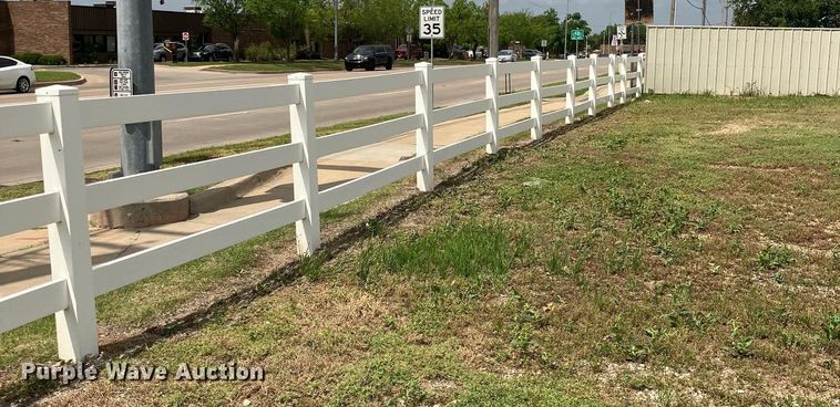 image for item LM9939 Approximately 240' of vinyl fence