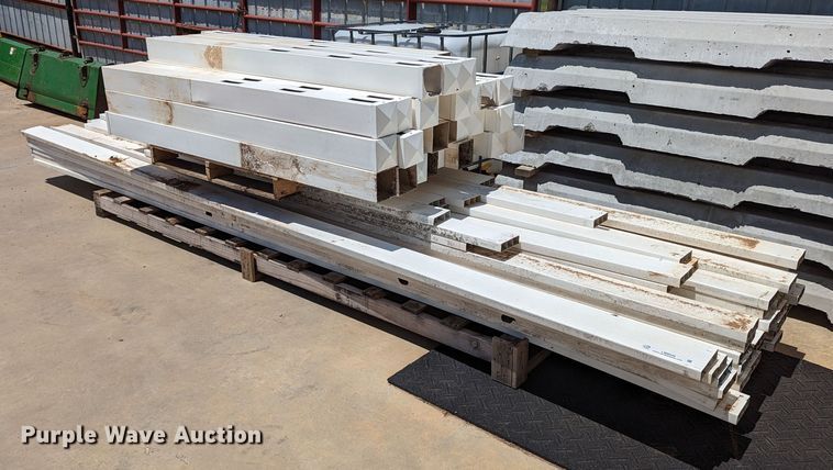 image for item LM9939 Approximately 240' of vinyl fence