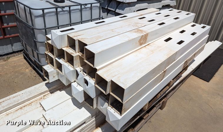 image for item LM9939 Approximately 240' of vinyl fence