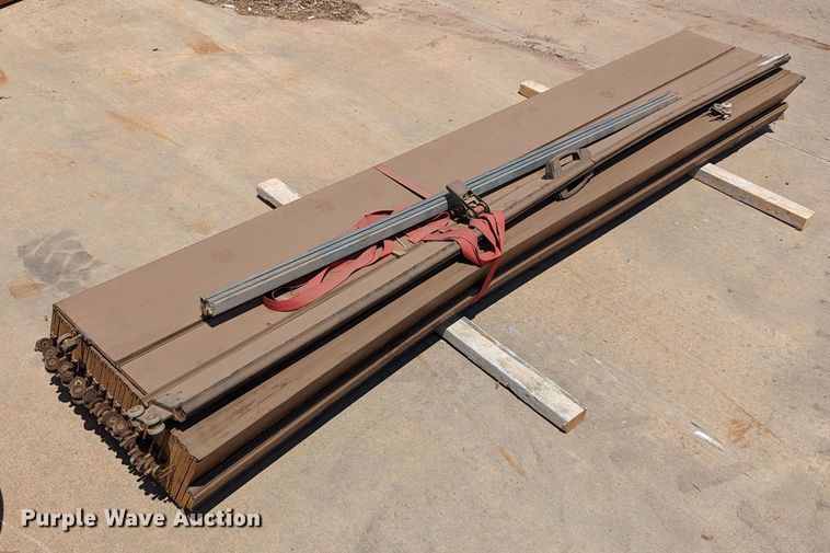 image for item LM9940 Folding partition