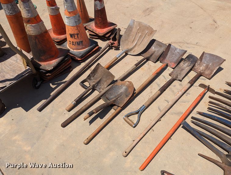 image for item LM9941 Tools