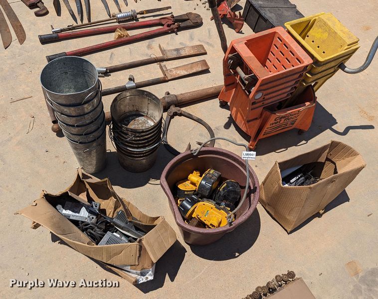 image for item LM9941 Tools